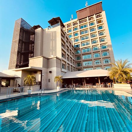 The Landmark Towers Kanpur Exterior photo