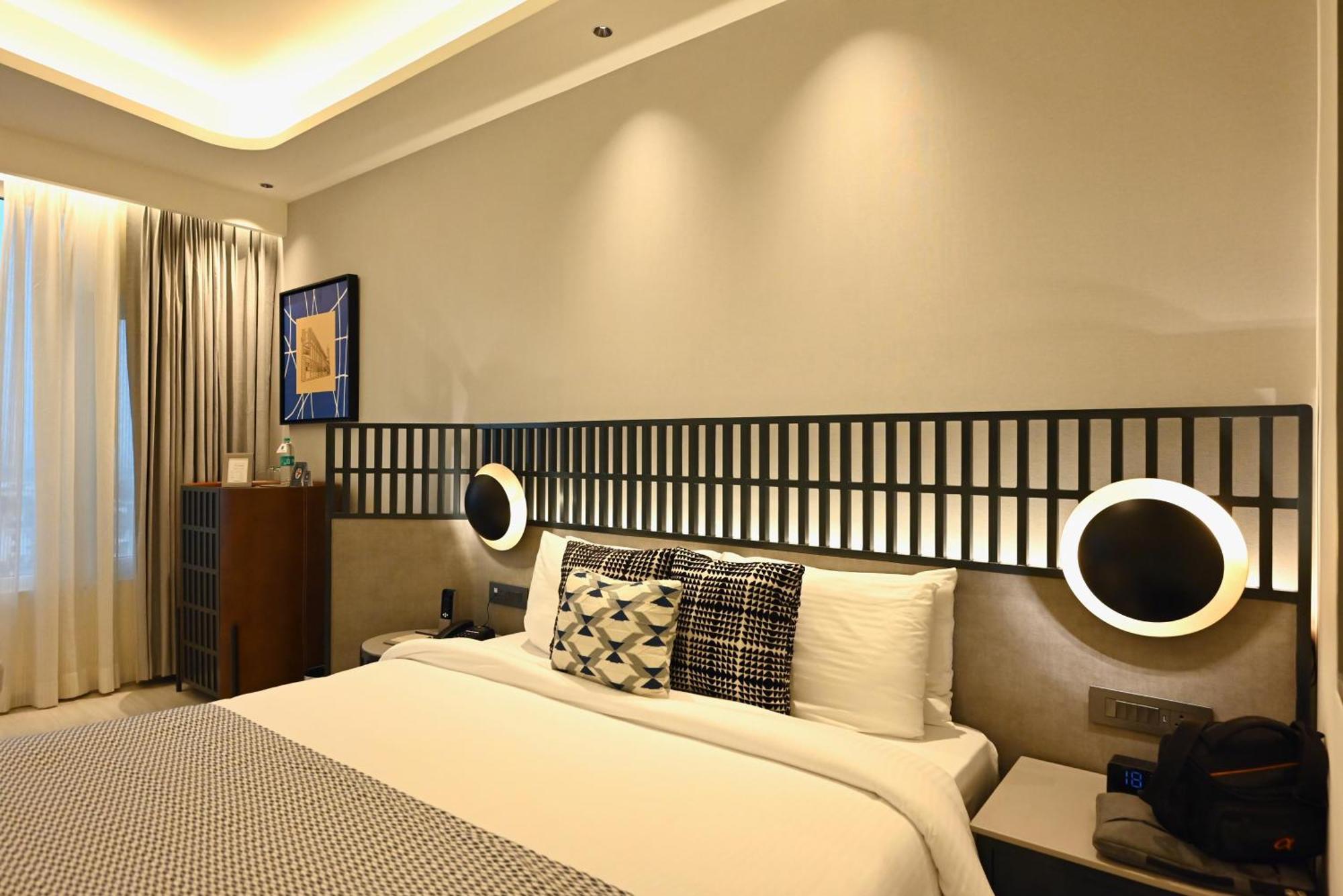 The Landmark Towers Kanpur Exterior photo