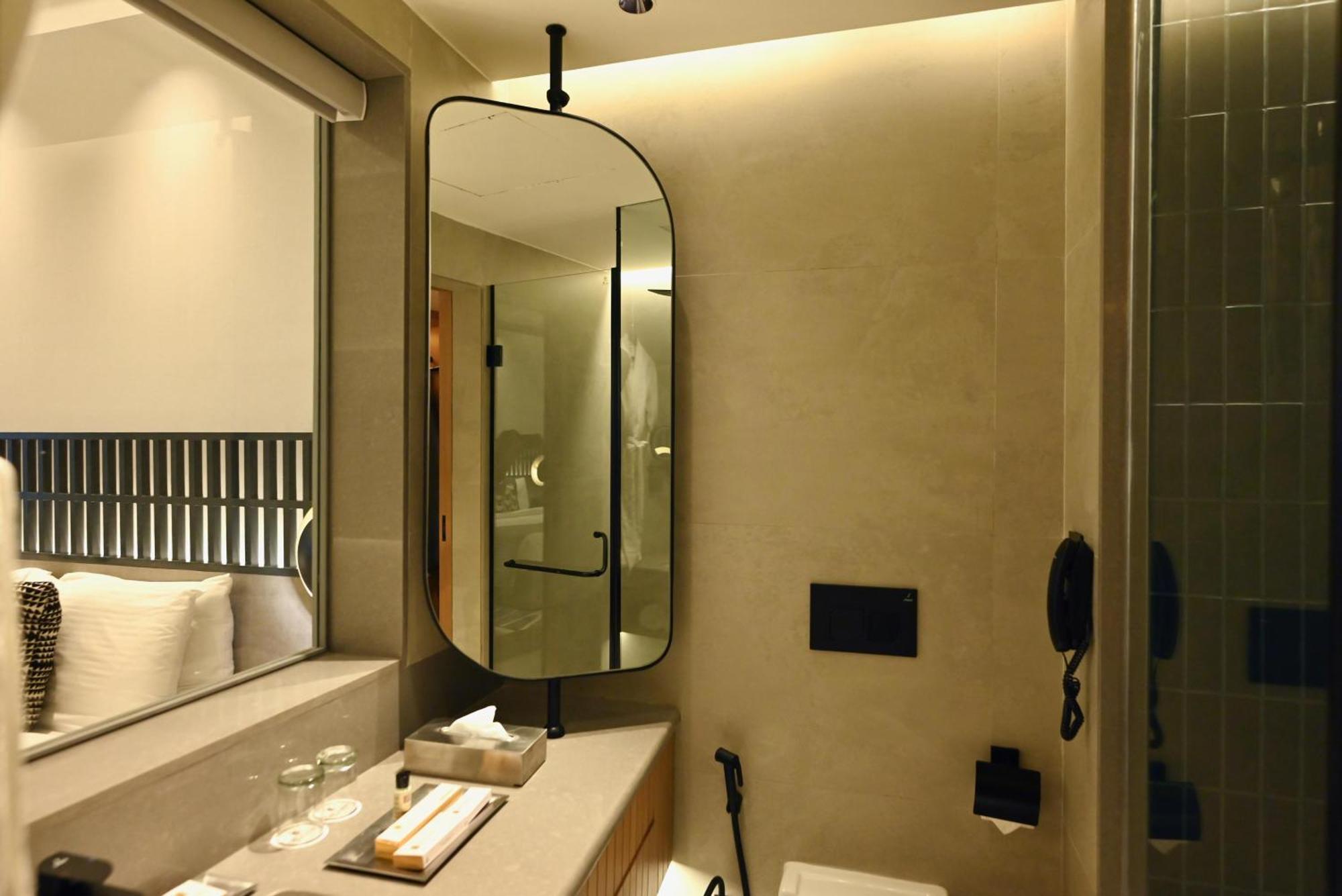 The Landmark Towers Kanpur Exterior photo
